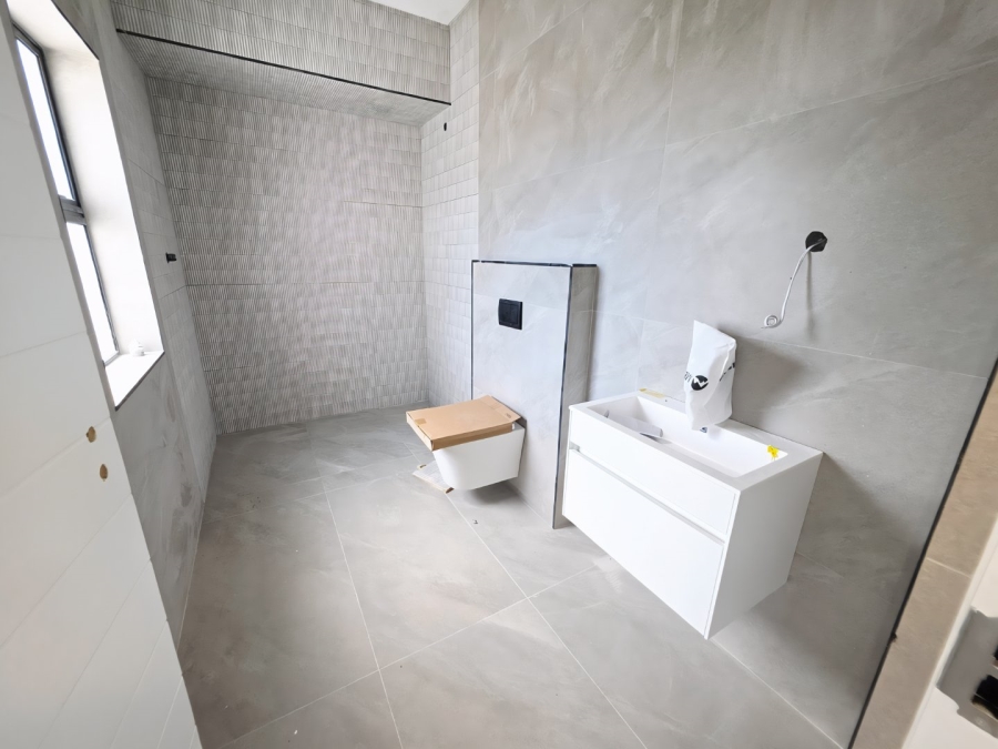 4 Bedroom Property for Sale in Sandown Western Cape